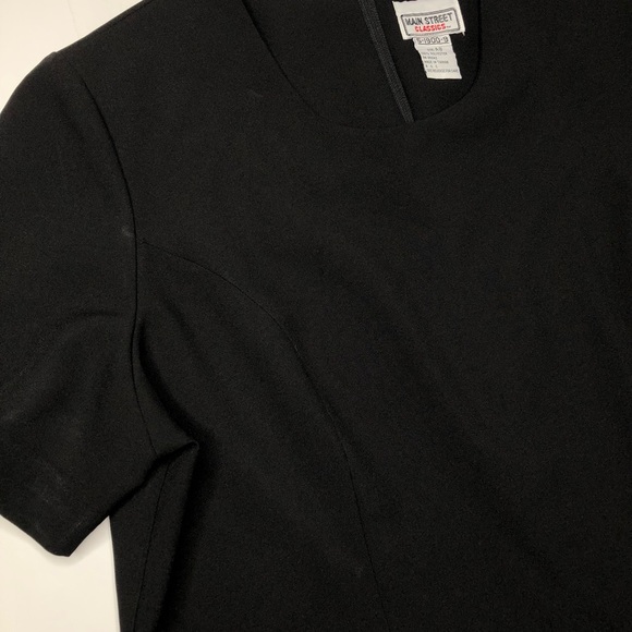 VTG 80s Shift Dress Thick Poly w/ Pleated Detail, Padded, Mod Minimal Black Sz 8 - Picture 9 of 14